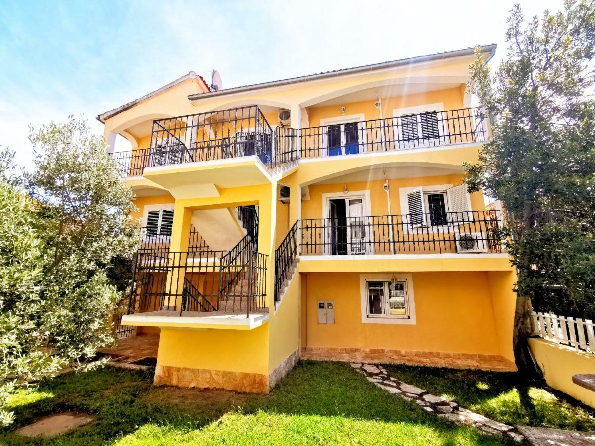 Green Garden Apartment Водице Екстериор снимка