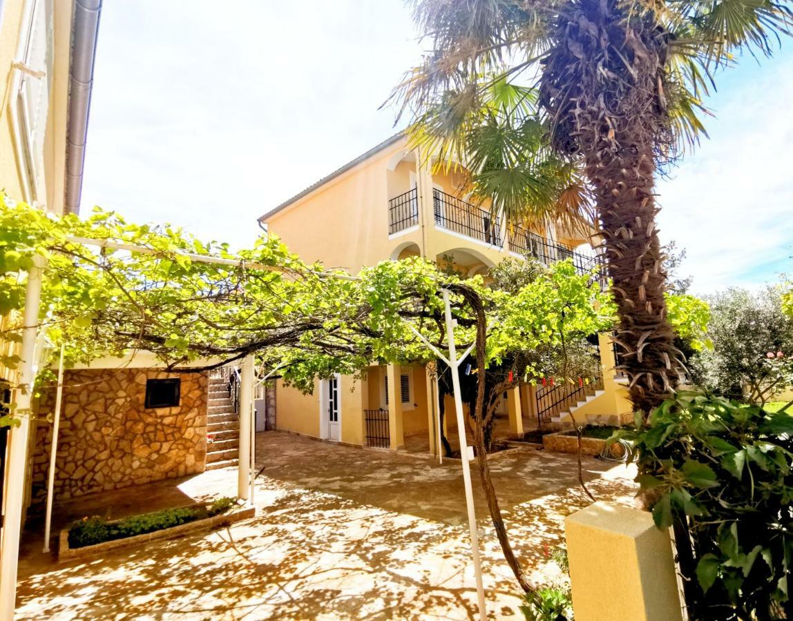 Green Garden Apartment Водице Екстериор снимка