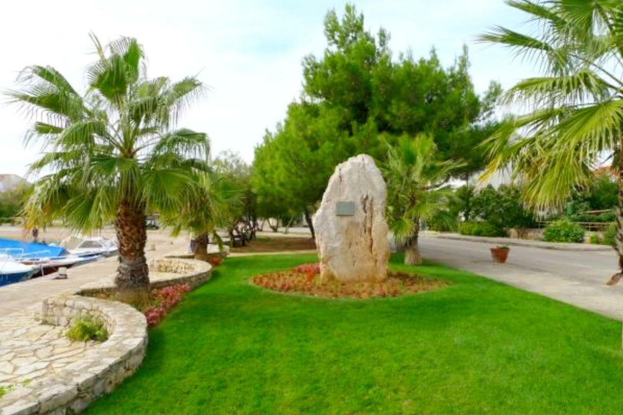 Green Garden Apartment Водице Екстериор снимка