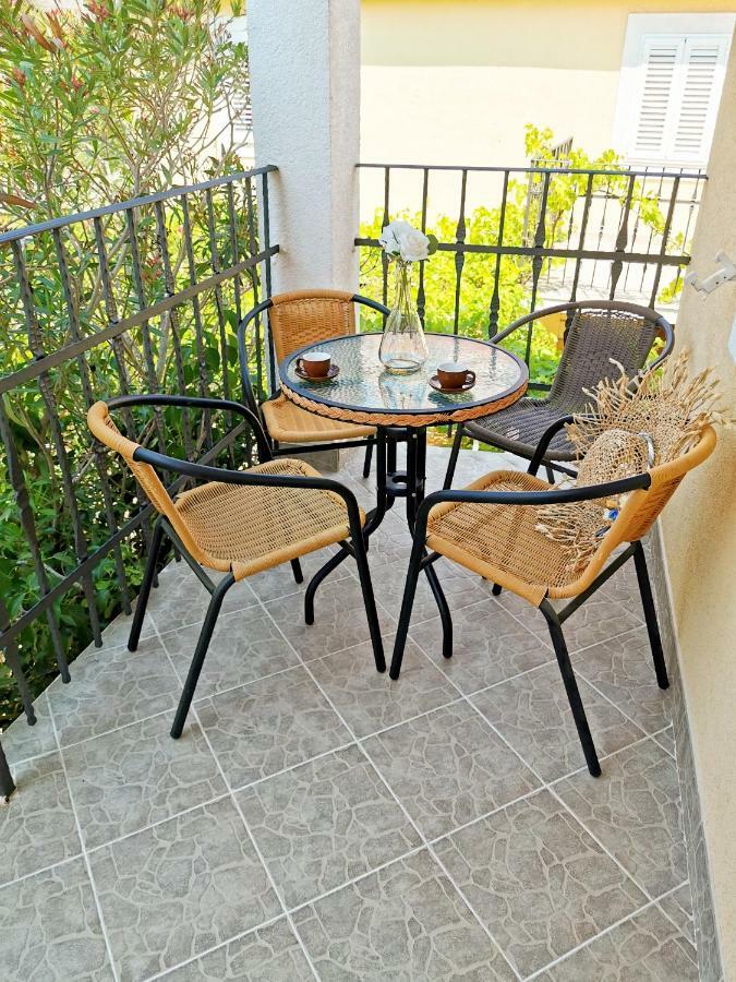 Green Garden Apartment Водице Екстериор снимка